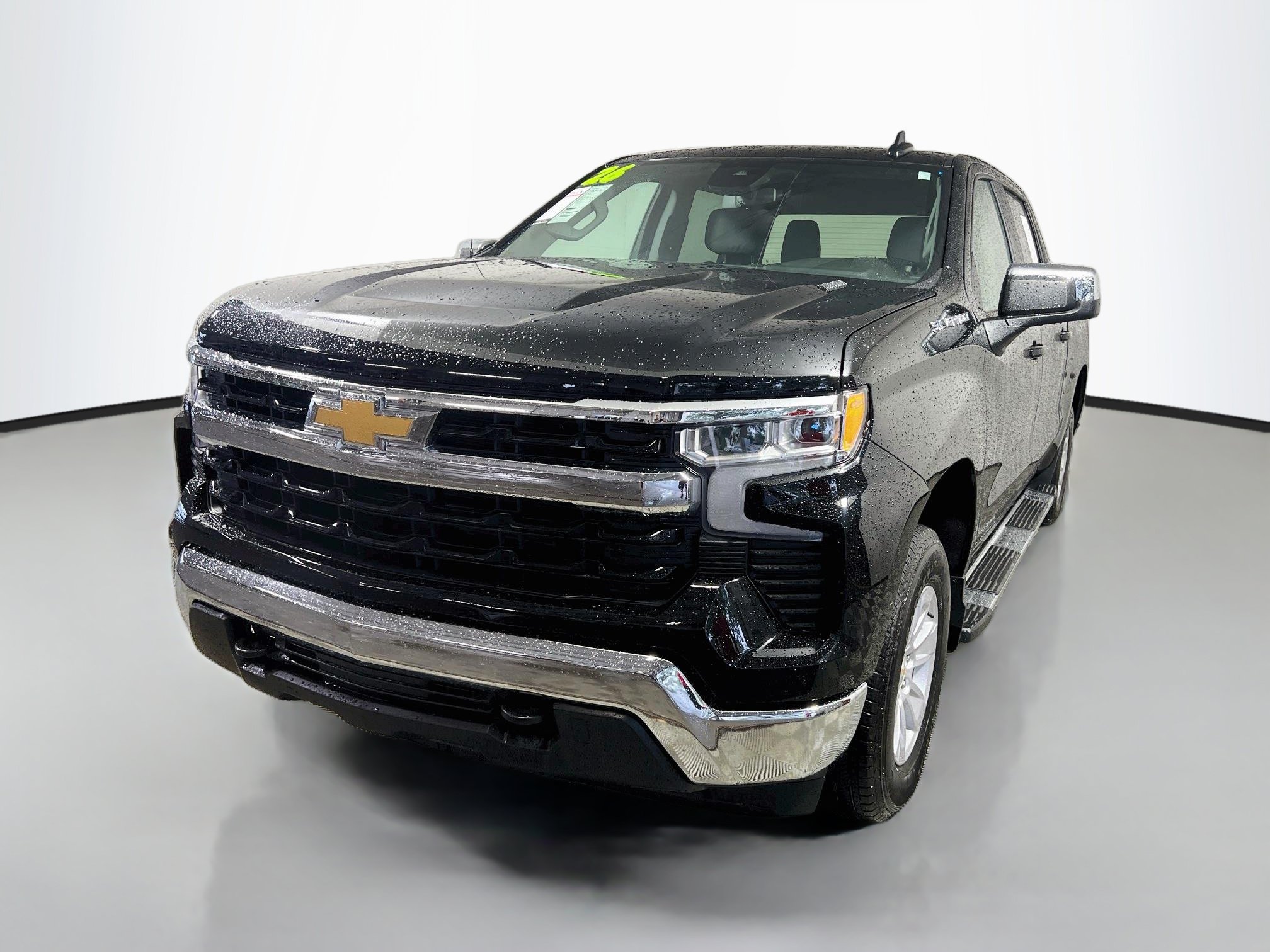 Used 2026 Chevrolet Silverado 1500 LT AWD/4WD image 9