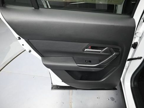Used 2025 MAZDA CX-50 AWD 2.5 S w/ Preferred Package image 26
