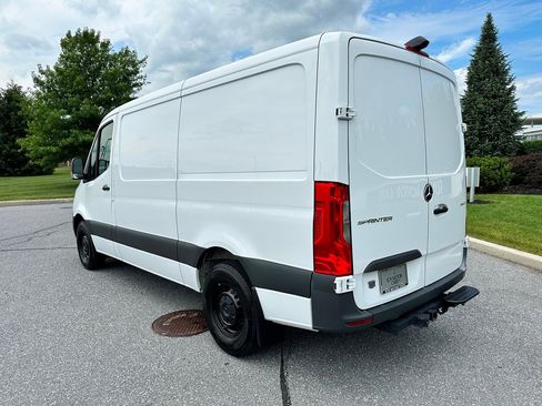 Used 2024 Mercedes-Benz Sprinter 2500 image 6