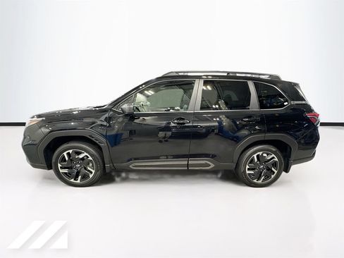 Used 2025 Subaru Forester Limited w/ Popular Package #1 AWD/4WD image 8