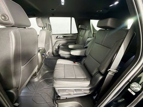 Used 2025 Chevrolet Tahoe RST w/ RST Performance Edition image 25