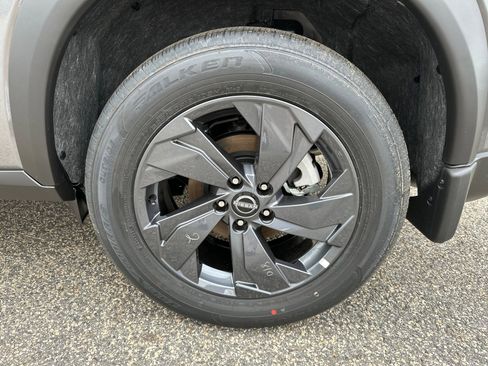 New 2026 Nissan Rogue SV image 20