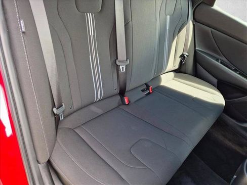 Certified 2025 Hyundai Elantra Sport FWD image 18