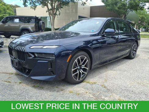Used 2024 BMW 760i xDrive w/ Premium Package AWD/4WD image 1