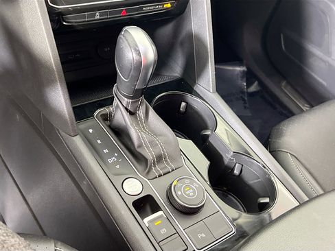 Used 2023 Volkswagen Atlas SE image 16