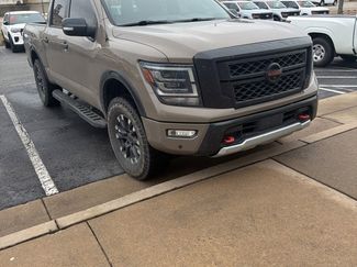 Used 2020 Nissan Titan PRO-4X w/ Pro-4x Convenience Package video 2