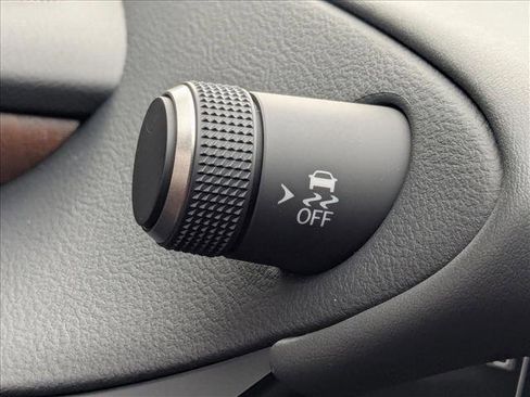 Used 2025 Lexus ES 350 w/ Premium Package image 15