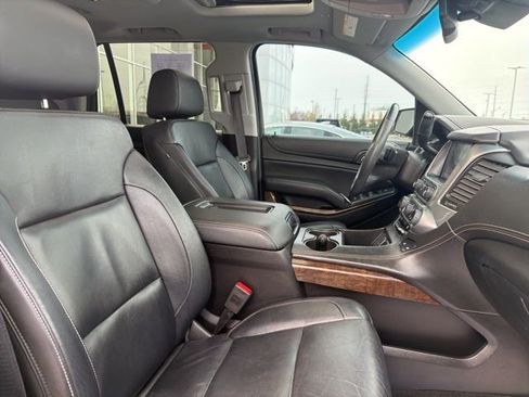 Used 2018 Chevrolet Tahoe LT w/ LT Signature Package image 32