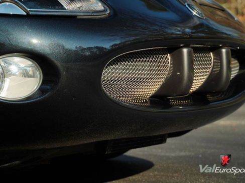 Used 2003 Jaguar XK8 Convertible image 19