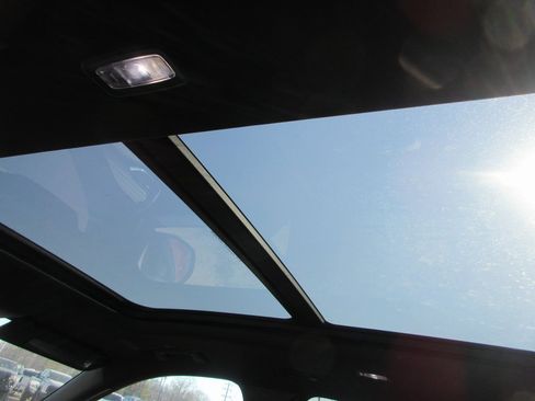 New 2026 GMC Acadia Elevation image 16