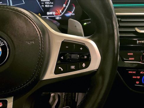 Used 2021 BMW M550i xDrive M550i xDrive w/ Executive Package image 23