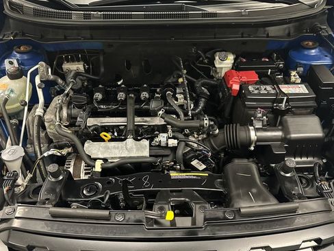 Certified 2023 Nissan Kicks SR w/ SR Premium Package FWD image 11