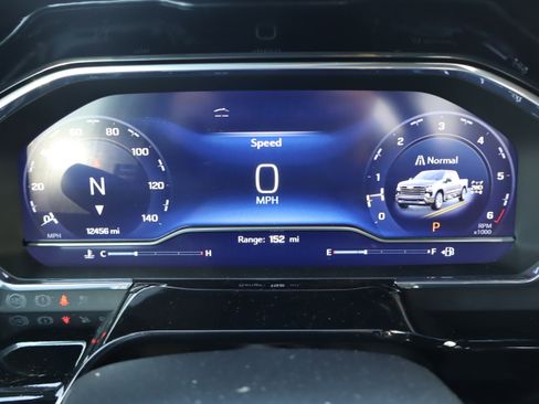 Certified 2025 Chevrolet Silverado 1500 High Country w/ Technology Package image 27