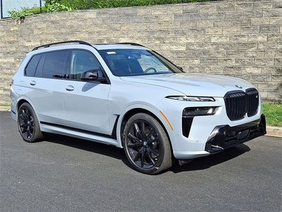 New 2026 BMW X7 M60i