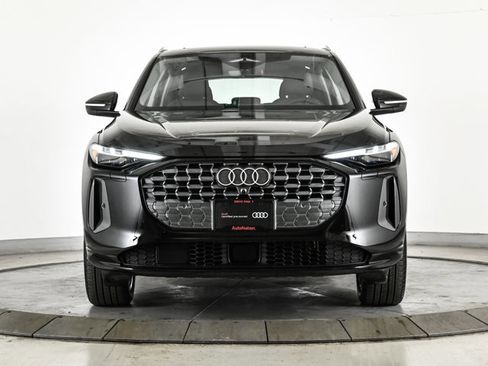 Certified 2025 Audi Q5 Premium w/ Premium Plus AWD/4WD image 2