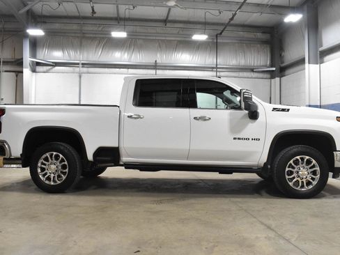 Used 2025 Chevrolet Silverado 2500 LTZ w/ LTZ Plus Package AWD/4WD image 26