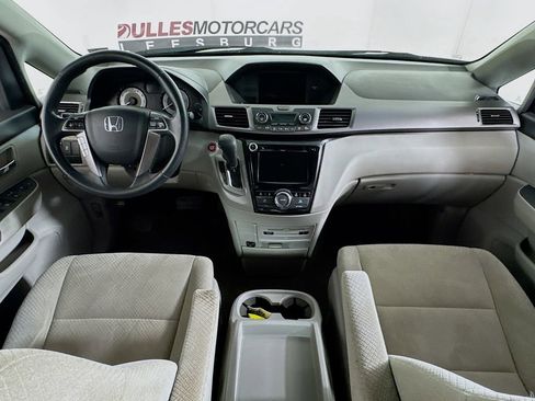 Used 2016 Honda Odyssey SE image 27