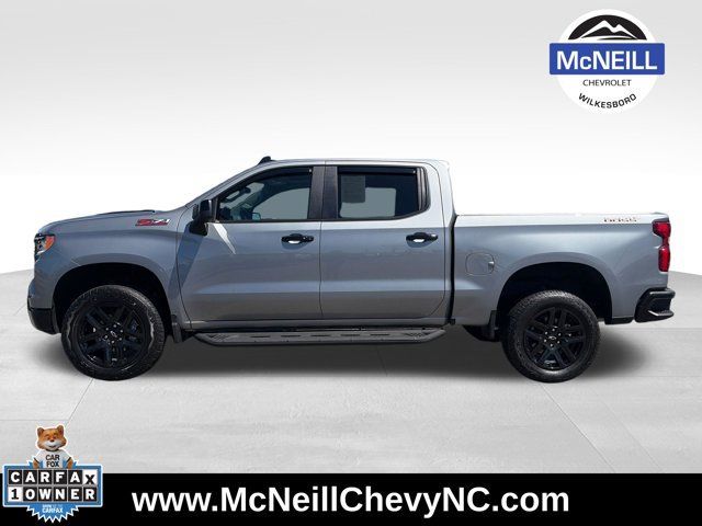 Used 2025 Chevrolet Silverado 1500 LT Trail Boss w/ Convenience Package II AWD/4WD image 5
