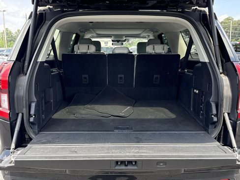 Used 2025 Ford Expedition Max Platinum w/ Driver's Package AWD/4WD image 18