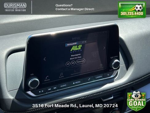 Used 2025 Nissan Rogue SV FWD image 14