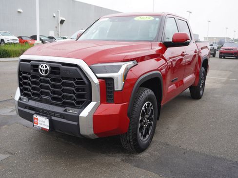 Used 2025 Toyota Tundra SR5 w/ TRD Off-Road Package image 9