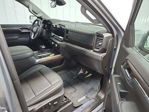 Used 2023 GMC Sierra 1500 SLT w/ SLT Premium Package image 16