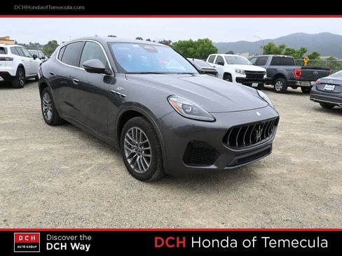 Used 2024 Maserati Grecale GT AWD/4WD image 3