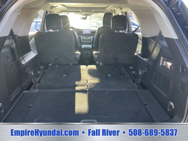 Used 2023 Ford Explorer XLT w/ Equipment Group 202A AWD/4WD image 7