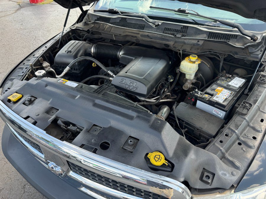 Used 2014 RAM 1500 ST w/ SXT Appearance Group AWD/4WD image 21