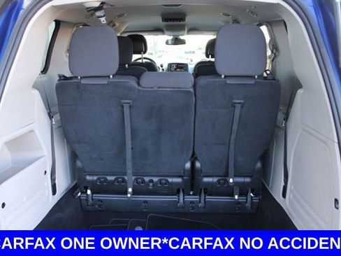 Used 2019 Dodge Grand Caravan SE w/ UConnect Hands-Free Group image 9