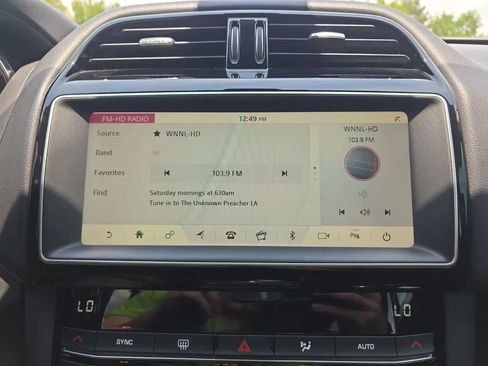 Used 2020 Jaguar F-PACE Premium AWD/4WD image 29