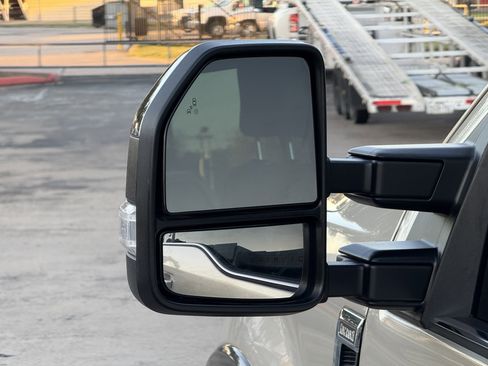 Used 2017 Ford F250 King Ranch w/ King Ranch Ultimate Package image 12