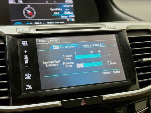 Used 2016 Honda Accord EX-L image 41