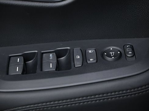 New 2026 Honda HR-V LX image 23