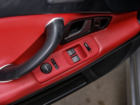 Used 2004 Honda S2000 image 36