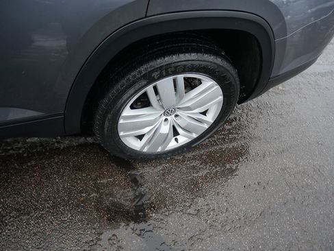 Used 2019 Volkswagen Atlas SE w/ Panoramic Sunroof Package image 37