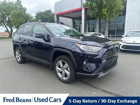 Used 2021 Toyota RAV4 Limited AWD/4WD image 2