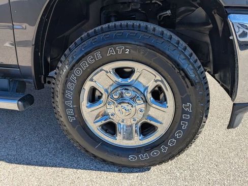 Used 2024 RAM 2500 Tradesman w/ Chrome Appearance Group image 10