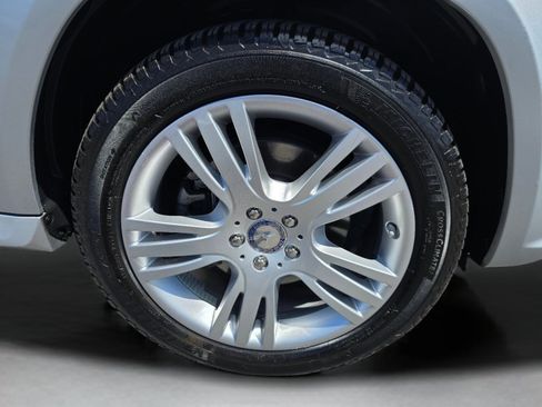 Used 2013 Mercedes-Benz GLK 350 4MATIC image 31