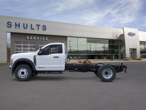 New 2025 Ford F600 4x4 Regular Cab Super Duty w/ XL Chrome Package image 3