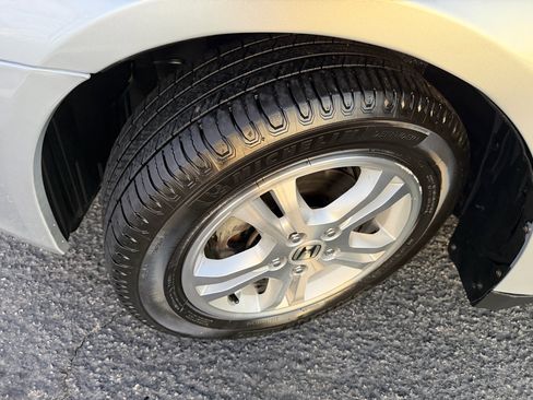 Used 2006 Honda Accord VP image 21