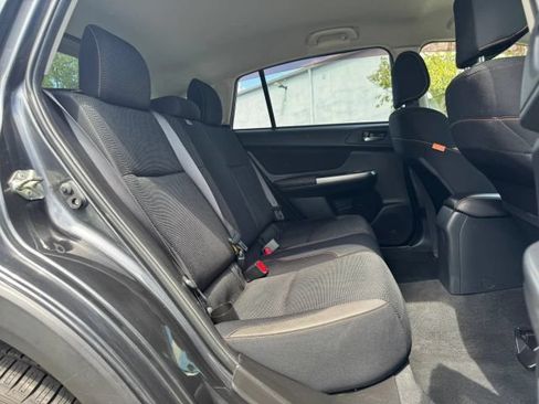 Used 2017 Subaru Crosstrek 2.0i Premium AWD/4WD image 18