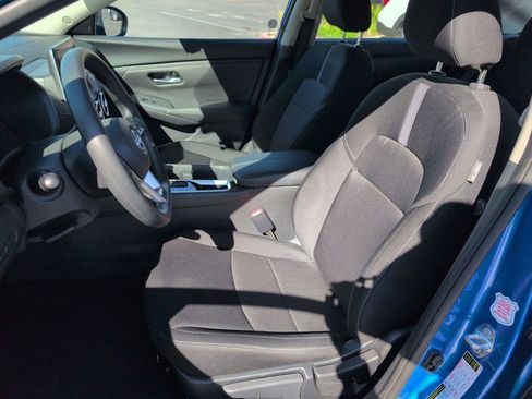 Used 2025 Nissan Sentra SV image 25