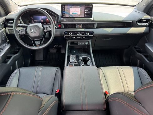 Certified 2026 Honda Passport TrailSport Elite image 14