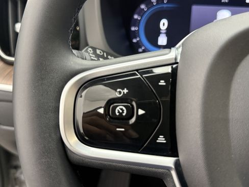 Certified 2023 Volvo XC60 B5 Plus w/ Protection Package Premier image 16