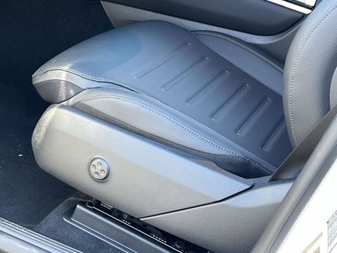 New 2026 Mercedes-Benz GLC 300 4MATIC image 12