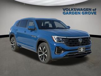 New 2026 Volkswagen Atlas Cross Sport SEL Premium R-Line AWD/4WD video 2