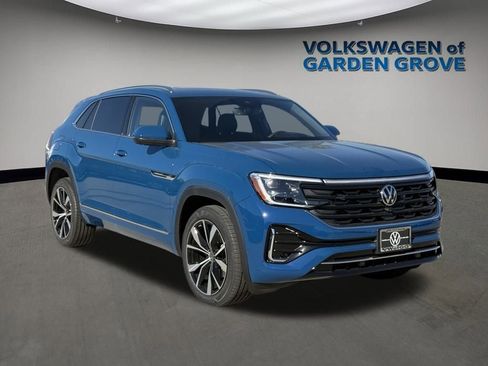 New 2026 Volkswagen Atlas Cross Sport SEL Premium R-Line AWD/4WD image 2