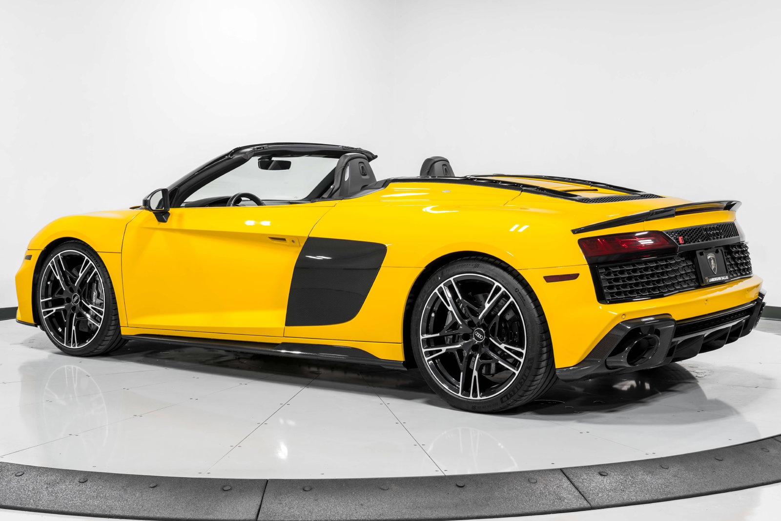 Used 2021 Audi R8 V10 performance AWD/4WD image 5