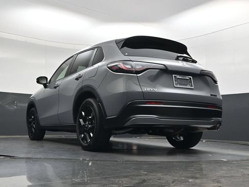 Certified 2025 Honda HR-V Sport image 40